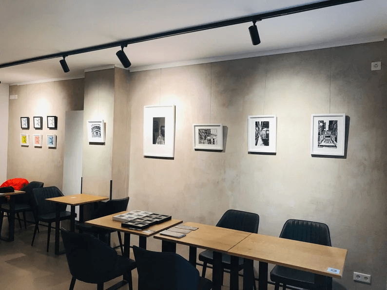 New York City Ausschnitt der berühmten "Lady Liberty" der Freiheitsstatue als Original in hochwertigem Druck - ein absolutes Highlight für New York Fans! Farb-Druck, Carbon-Black, vom Künstler signiert und zertifiziert