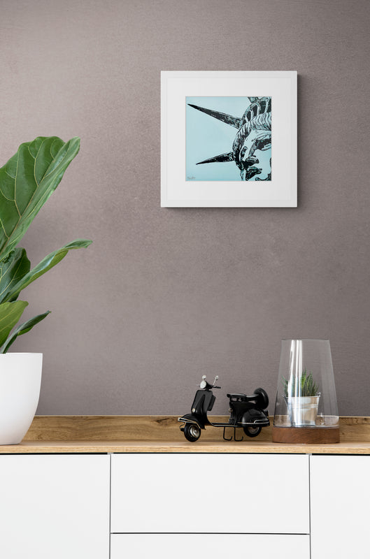 Kopie von New York City Ausschnitt der berühmten "Lady Liberty" der Freiheitsstatue als Original in hochwertigem Druck - ein absolutes Highlight für New York Fans! 2 Farben-Druck, Schwarz, Blau-Türkies, vom Künstler signiert und zertifiziert