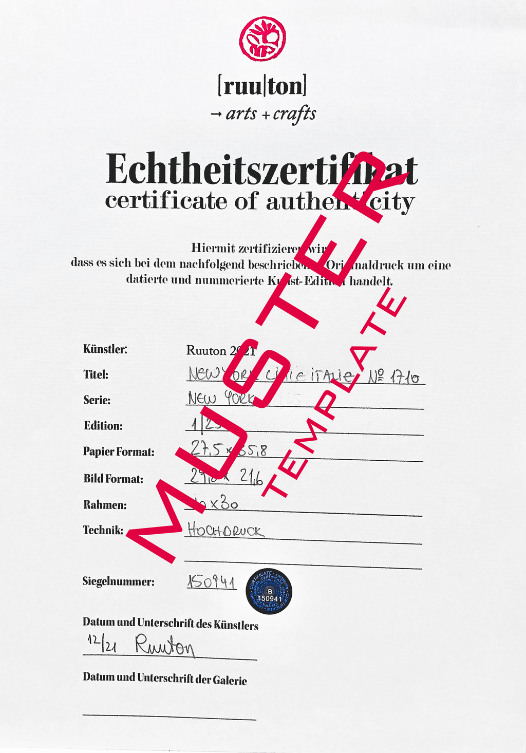 1 Original Kunstwerk als Collage des Schriftzugs "New York", erstellt aus mehreren original Hochdrucken mit Rahmen.- ein absolutes Highlight für New York Fans! Drucke in Carbon-Black auf hochwertigem reinweißem Bütten Papier